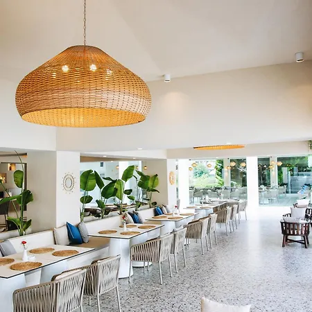 Selectum Noa Otel