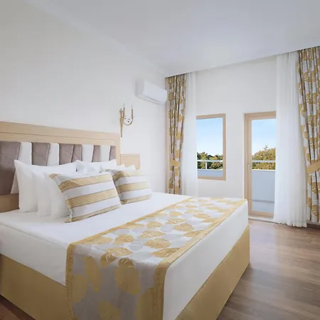 Otel Selectum Noa 5*