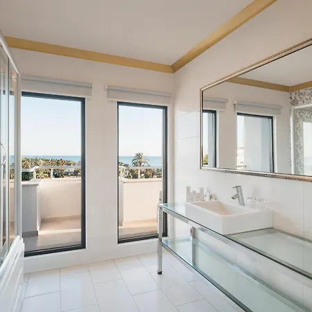 Selectum Noa Hotel 5*